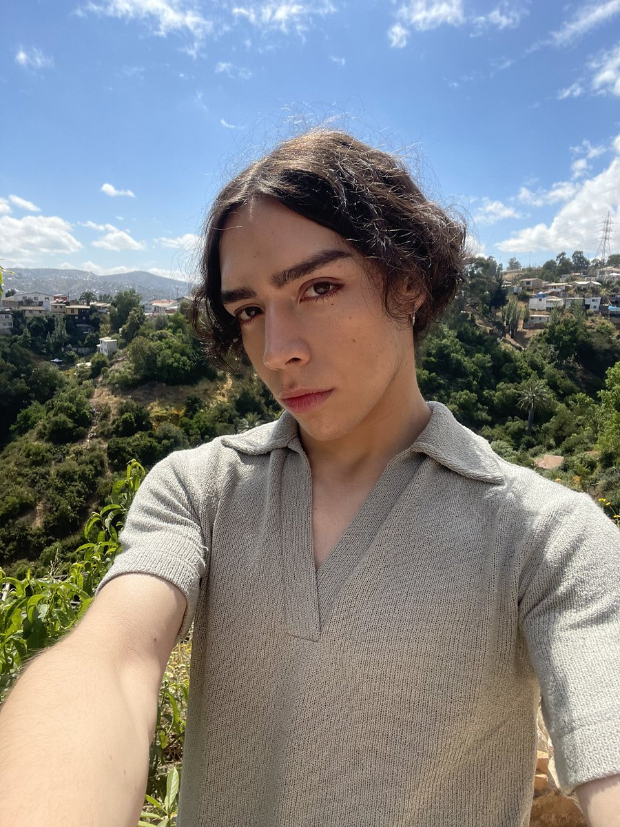 Ricarduwu's tweet photo. Se vienen cositas!!!🔥👀
#viñadelmar #dunasdeconcon #photograghy #Nice_Guy -#boy #chile #BeachDay https://t.co/4xZCDUutCk