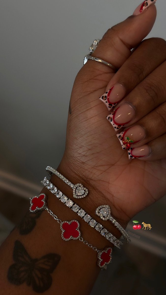 Therealteajah's tweet photo. I love this set 😍🍒 https://t.co/dWUDRNS0v4