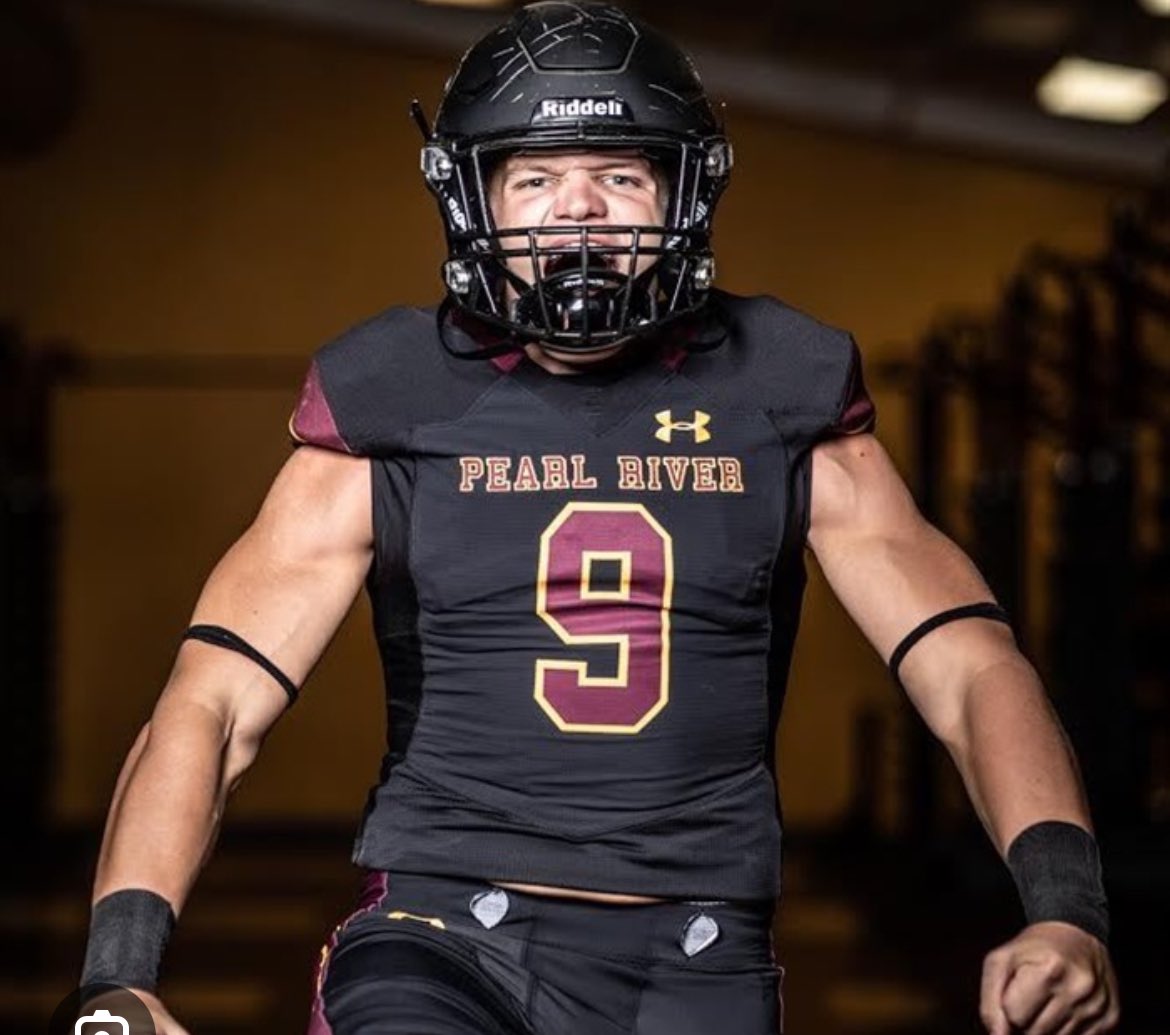 Quantarrius dawson (@quedawson0) on Twitter photo #AGTG
After a great conversation with <a href="/TyTrahan1/">Ty Trahan</a> i am blessed to receive another offer from <a href="/PearlRiverFB/">Pearl River Football</a>
<a href="/WP_Athletics/">West Point Green Wave #TooMuchPoint</a> <a href="/RogerBurtonwphs/">Roger Burton</a> <a href="/quonb_26/">Quon Brand</a> <a href="/marcusmukeba1/">Marcus Mukeba</a> #AGTG
After a great conversation with <a href="/TyTrahan1/">Ty Trahan</a> i am blessed to receive another offer from <a href="/PearlRiverFB/">Pearl River Football</a>
<a href="/WP_Athletics/">West Point Green Wave #TooMuchPoint</a> <a href="/RogerBurtonwphs/">Roger Burton</a> <a href="/quonb_26/">Quon Brand</a> <a href="/marcusmukeba1/">Marcus Mukeba</a>