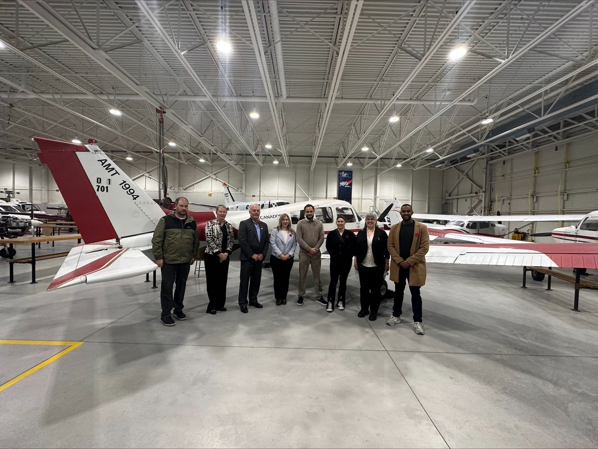 InvestNorthBay's tweet image. Last week at the #NORDConference, we had the pleasure of showcasing the impressive capabilities of ICAMP at @CanadoreCollege’s Aviation Campus to visiting delegates. It was exciting to share one of the ways #NorthBay is a growing hub for cutting-edge tech and innovation.
