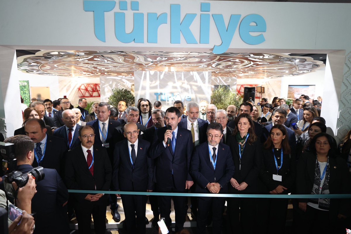 ilbanktr's tweet photo. Genel Müdürümüz Recep Türk, Birleşmiş Milletler İklim Değişikliği Çerçeve Sözleşmesi 29. Taraflar Konferansı'nın ilk gününde #Bakü'de; Çevre, Şehircilik ve İklim Değişikliği Bakanımız Sayın Murat Kurum, Hazine ve Maliye Bakanımız Sayın Mehmet Şimşek ve Tarım ve Orman Bakanımız Sayın İbrahim Yumaklı tarafından gerçekleştirilen Türkiye Pavilyonu'nun açılışına katıldı.

#COP29