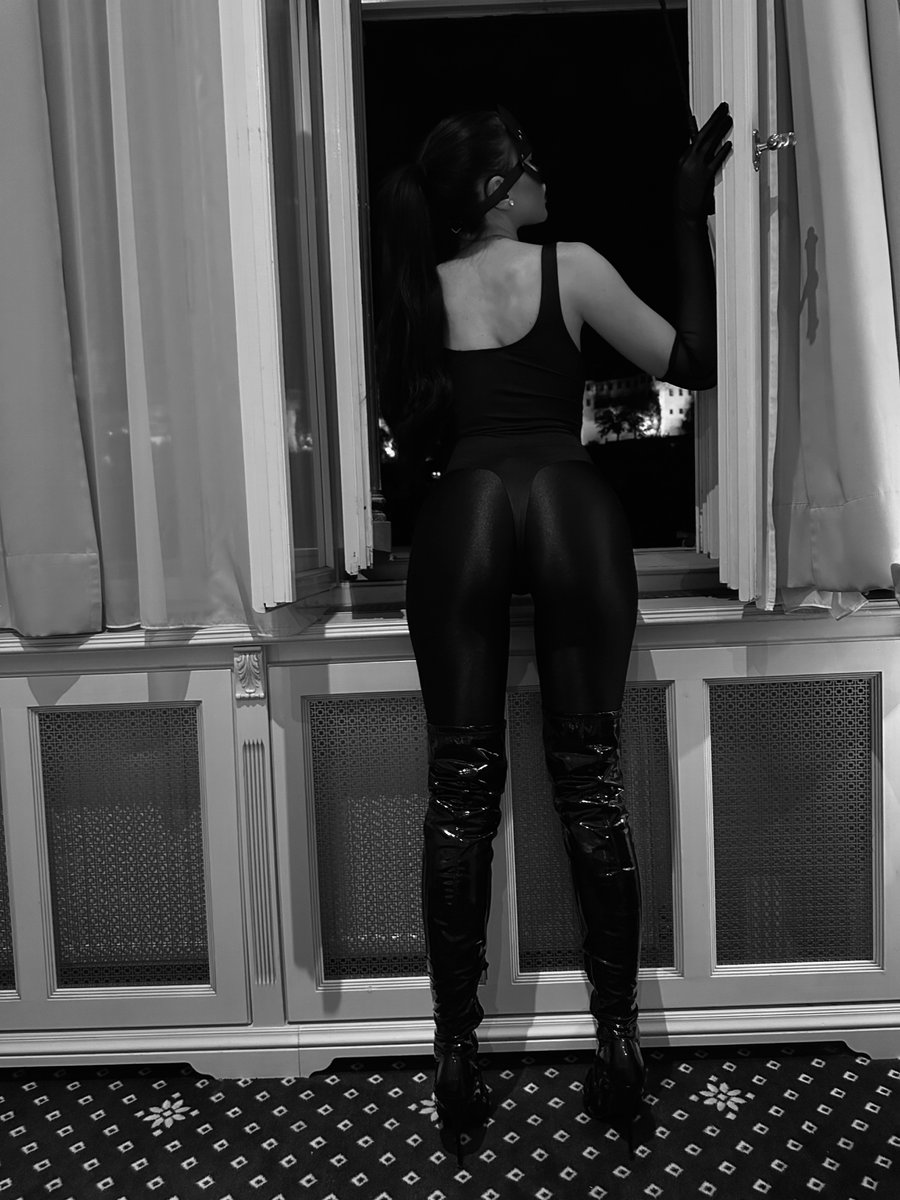 Do you like mystery??  onlyfans.com/vparless/c1