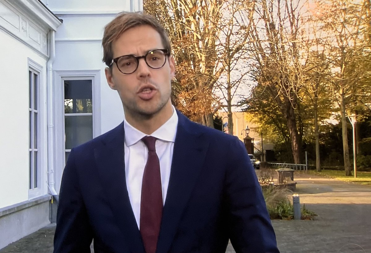 Jaap Jansen (@jaapjansen) on Twitter photo “Je ziet dat islamitische jongeren voor een heel groot deel onze normen en waarden niet onderschrijven”, zegt staatssecretaris <a href="/JurgenNobel/">Jurgen Nobel</a> van Integratie (VVD). Op welke rapporten of andere inzichten baseert de bewindsman zich? Of is het ‘gevoel’? “Je ziet dat islamitische jongeren voor een heel groot deel onze normen en waarden niet onderschrijven”, zegt staatssecretaris <a href="/JurgenNobel/">Jurgen Nobel</a> van Integratie (VVD). Op welke rapporten of andere inzichten baseert de bewindsman zich? Of is het ‘gevoel’?