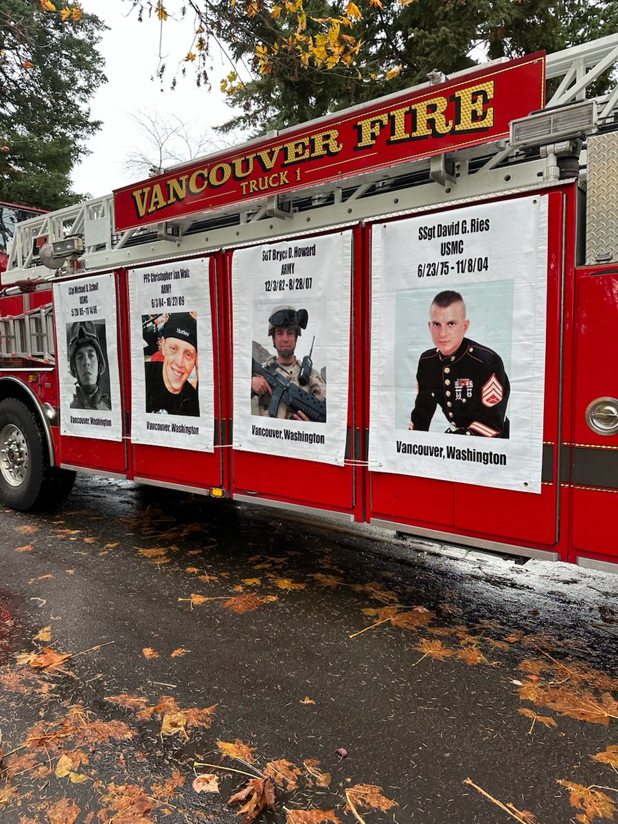SenLyndaWilson's tweet photo. From this morning's annual Veterans Day Parade at the Fort Vancouver National Site... thanks to all those who made this possible, and to the veterans it honors! https://t.co/QIasd3oFzz