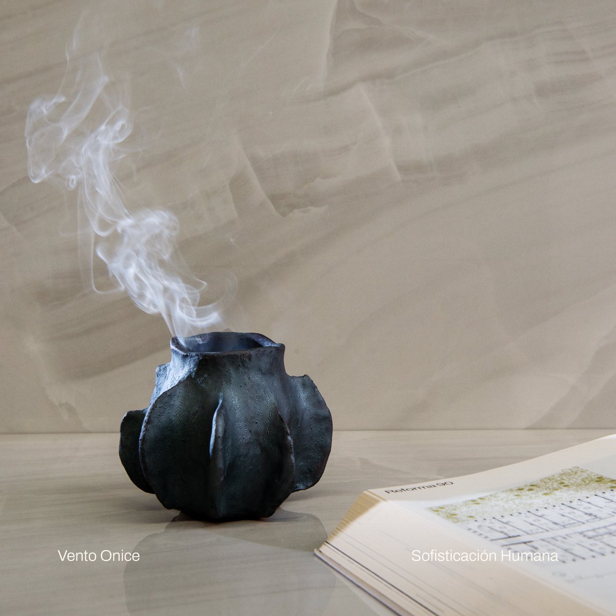 Firenzeworld's tweet image. El diseño adecuado de un lugar, puede convertirlo en un espacio de paz y armonía.
Series:
Vento Onice
Bianco
59.3 x 119 CM
Sofisticación Humana
#porcelanatoarquitectonico #porcelanato #arquitectura #diseñointeriores #firenze