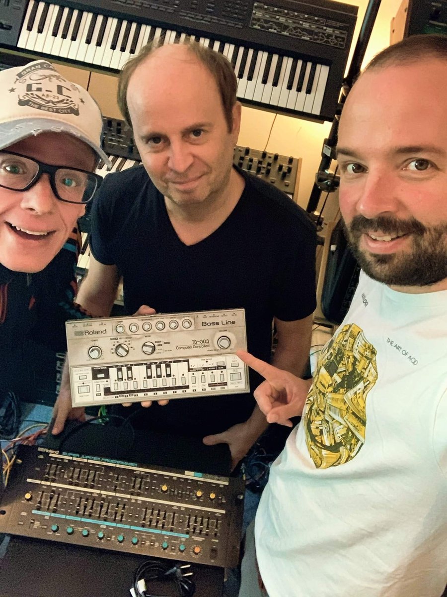 Frank Wirth (@accentbuster) on Twitter photo <a href="/Hardfloor303/">Hardfloor</a> happy bday ramon 🥳🫡 w/ <a href="/technoDOTws/">Techno WS</a> / <a href="/fbr81/">Florian Breidenbach</a> <a href="/Hardfloor303/">Hardfloor</a> happy bday ramon 🥳🫡 w/ <a href="/technoDOTws/">Techno WS</a> / <a href="/fbr81/">Florian Breidenbach</a>