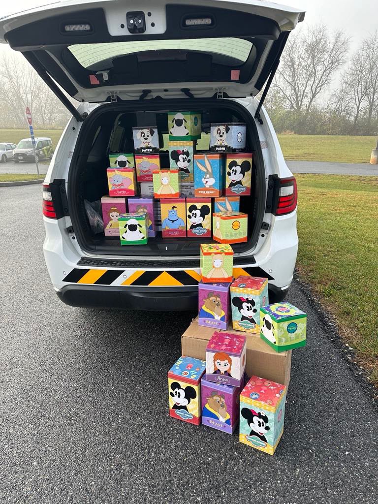 PSPTroopHPIO's tweet photo. A local family donated new stuffed animals to the Chambersburg station for the patrol vehicles. The stuffed animals are given to comfort children if they are in stressful or traumatic situations. Thank you so much for your kindness! 🚔🧸 https://t.co/P1ZztLD61r