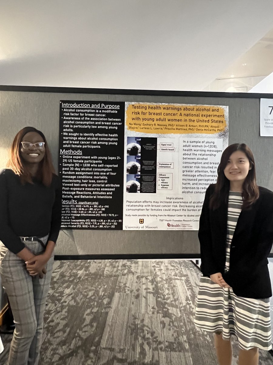 PhD students Abigail Olajire and Na Wang presented a poster on the paper "Testing health warning about alcohol and risk for breast cancer" at the 5th Annual Siteman Cancer Research Symposium on Friday, November 1st.