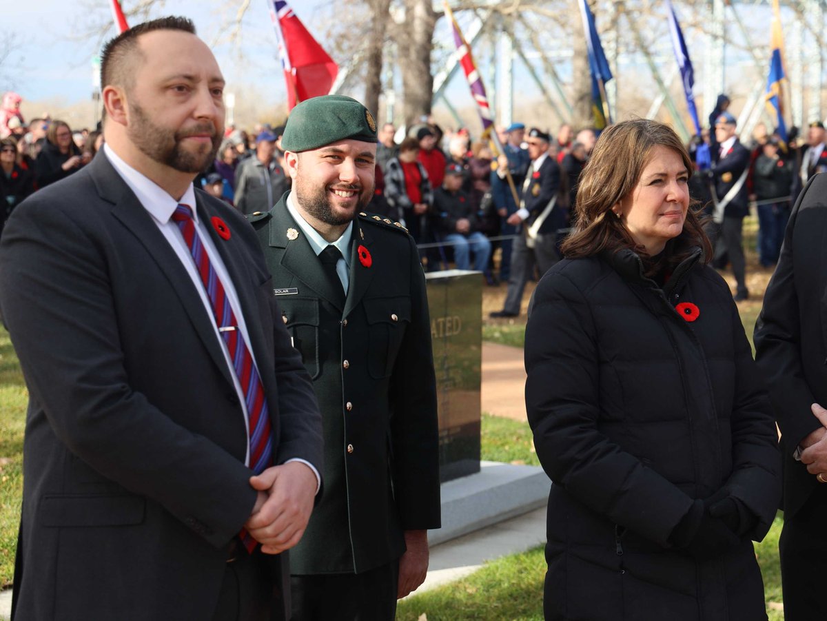 Danielle Smith tweet media