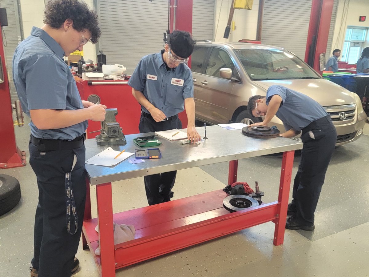 HCTC Automotive students practice using micrometer and calipers to measure various car parts. <a href="/emsisd_cte/">EMSISD CTE</a> @emsisd_admin <a href="/ktraylor01/">Kimberly Traylor</a> #HCTCREADY #EMSPROUD <a href="/hctcauto/">HCTCAUTO</a>