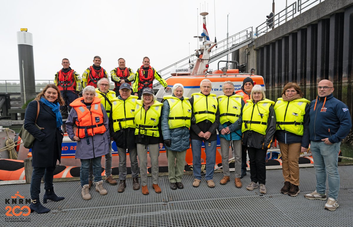 Minstens 50 jaar trouw aan 200-jarige KNRM; KNRM Hansweert eert trouwe donateurs. Nieuwsbericht -> knrm.nl/nieuws/knrm-re…