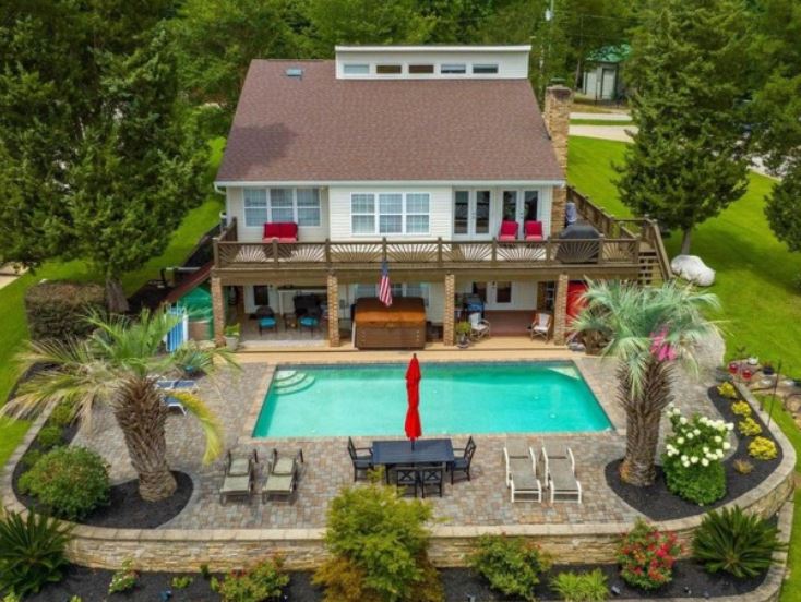 LakeHousedotcom's tweet photo. For Sale: Lake Murray in SC, $950,000, 3 br, 4.0 ba.
Are you looking for the perfect home on Lake Murray.
https://t.co/7SICSUAro9
#lakehouse #lakehome #lakefront #lake #lakes #lakeside #lakeproperty #lakeview #lakehousecom #waterfront #lakerealestate https://t.co/CekjVWX3IM