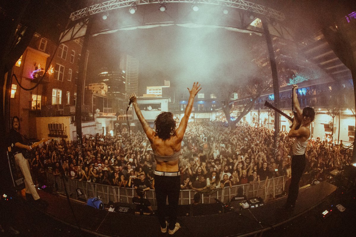 SeeYouSpaceCowboy tweet media