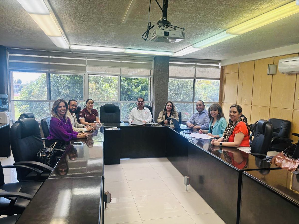 Dra_Alanis_H's tweet photo. El CPC del SLA en fructífera reunión de trabajo con el Director del ITD Dr. Guillermino de Anda Rodríguez y M.A Lic. Faviola Zúñiga Meraz subdirectora de Planeación y  Vinculación. Se avanza en inclusión de temas anticorrupción en la materia de ética. https://t.co/l91Fp3Pqxg
