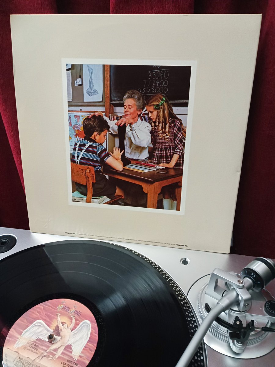 IRCfestival's tweet image. LED ZEPPELIN - "Presence" (1976)

#ledzeppelin #vinyllover #recordcollection #HardRock #classicrock #bluesrock #rocknroll