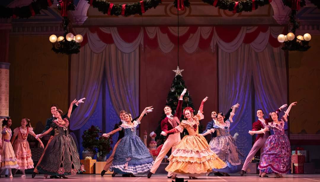 Over 2 million people have experienced Ballet Austin's production of The Nutcracker. Will you join us?
.
Experience the magic for the first time or all over again!
.
THE NUTCRACKER
December 6-23 | The Long Center
🎟️ Tickets $20-$125 ➡️ balletaustin.org/performances/t…