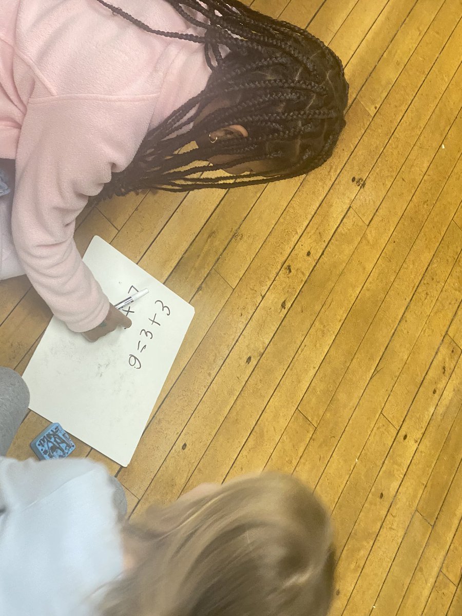 GWJulian57's tweet image. First graders teamed up to find pairs that equal 6! Math + teamwork = fun! #EurekaMath #FirstGradeFun @CamilleHaley90 @Mrs_Lovan @IPSSchools @brynn_kardash