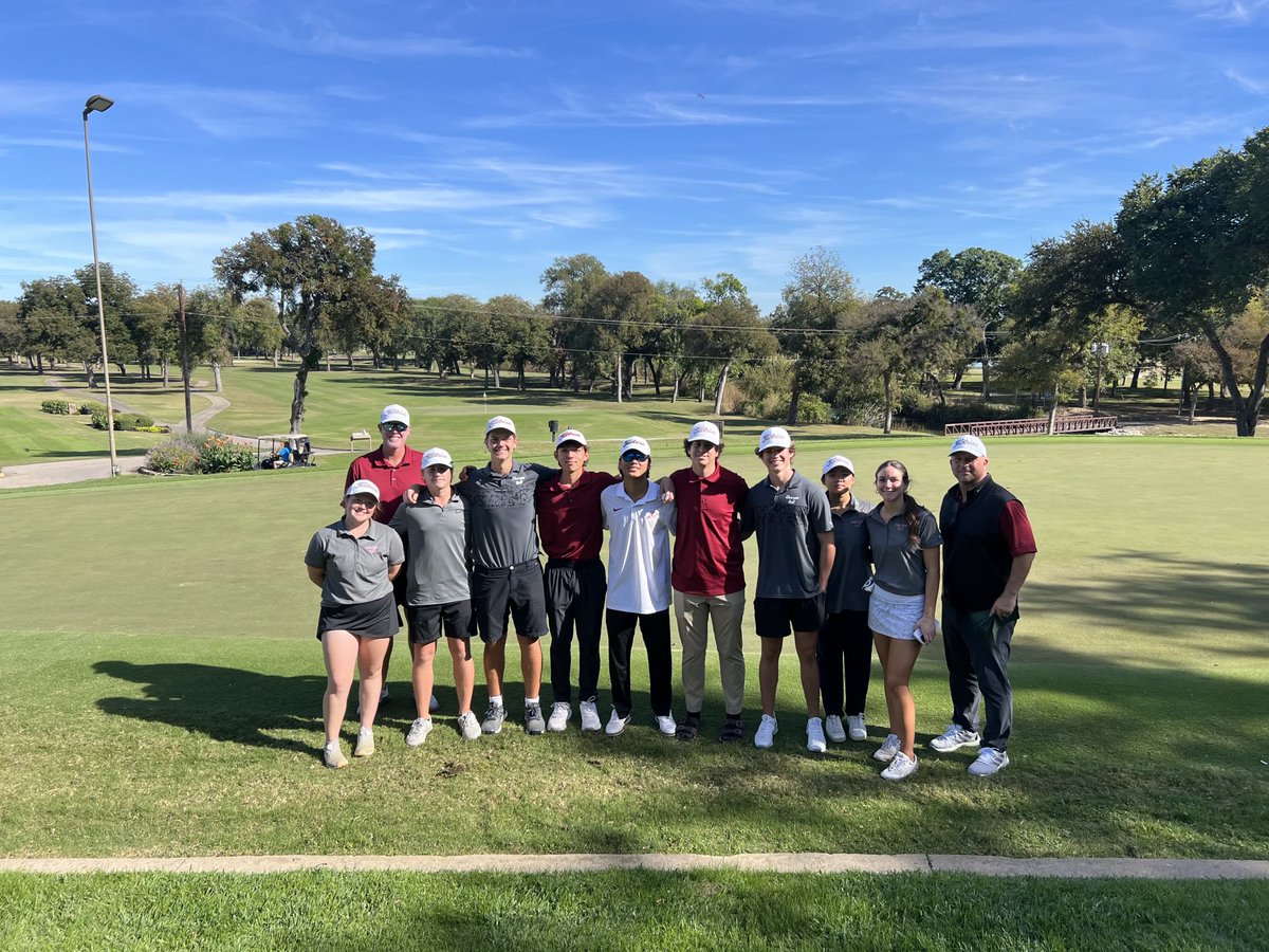 Great day for golf at the Fossil Ridge Panther Invitational ⁦<a href="/DiamondOaksCC/">Diamond Oaks Club</a>⁩ ⁦<a href="/KISDAthletics/">Keller ISD Athletics</a>⁩ ⁦<a href="/KellerCentralHS/">Keller Central HS</a>⁩