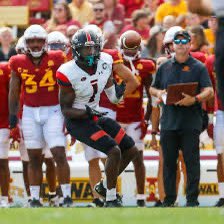 Blessed to receive an offer from SEMO🔴⚫️ #AGTG #JUCOPRODUCT 
<a href="/CoachBurnD/">Drew Burnham</a> <a href="/CoachTwe/">Logan Twehous</a> <a href="/_CoachDes/">Desmond Noird</a>