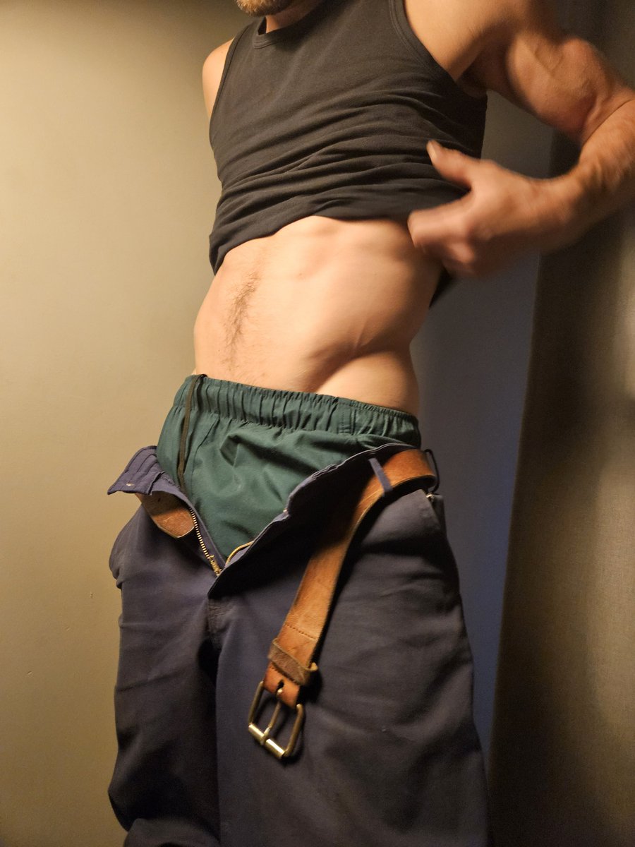 DonDutchAlpha's tweet photo. Abs https://t.co/NEpSXmMfaX