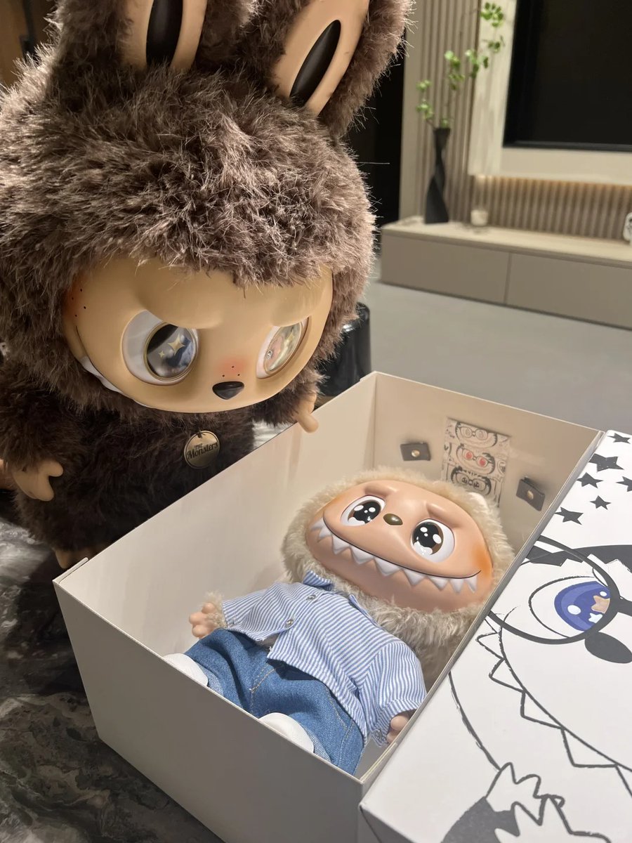 labubufans's tweet photo. Do you own a labubu IRL ?
$labubu
#labubu 
#labubuOnSol https://t.co/Q7YuUbLOSz