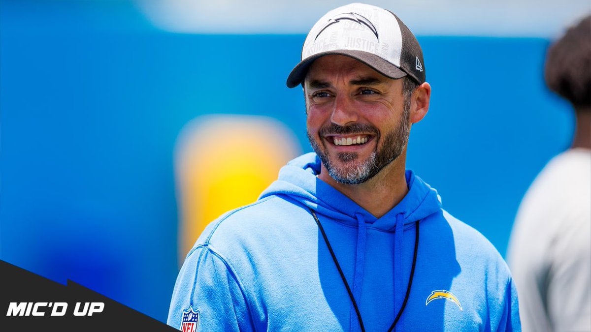 PSchrags's tweet photo. Jesse Minter's @chargers D is just the fourth unit since 1990 to hold their first nine opponents to 20 points or less. 

The 41-year-old may be one and done as the DC in LA. Will be a very hot name come January. https://t.co/D6WUuuo92f