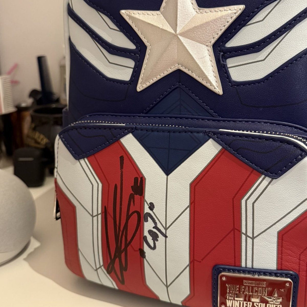 capsambucko's tweet image. STOP

“Falcon”                                   “CAP”