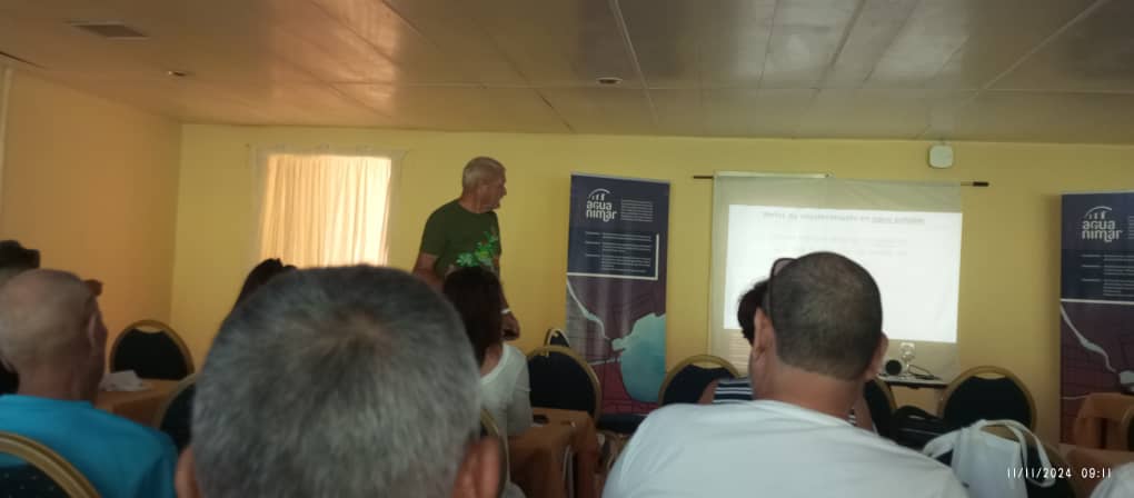 Inicio del taller relacionado con la explotación de los acueductos, la detención de fugas, la medición y la calidad de las aguas.
#UnidosPorCuba
