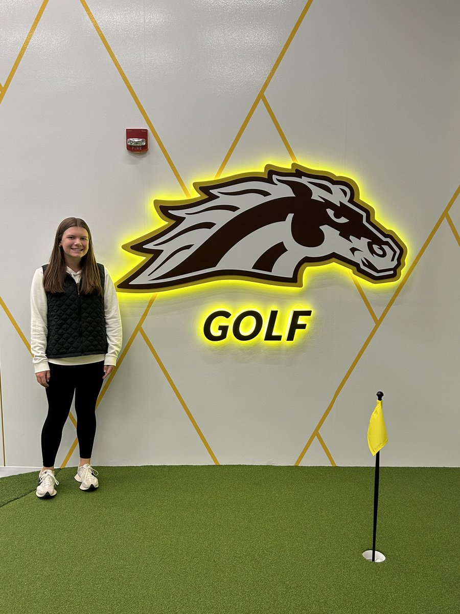 Awesome visit to <a href="/WMUGolf/">WMUGolf</a> for <a href="/amreschly/">Alex Reschly</a> today!  🟤🟡⛳️