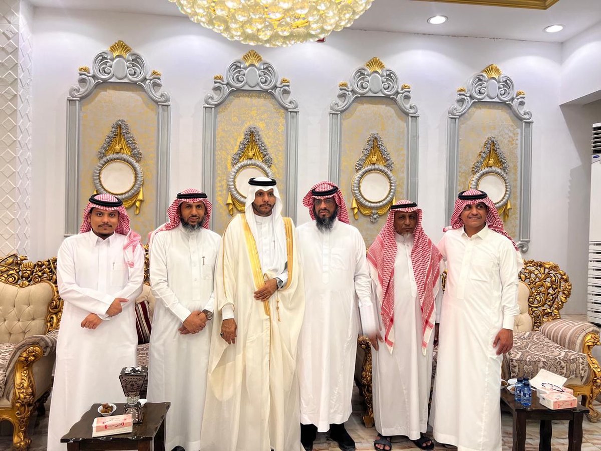 ALHamda1437's tweet photo. إزدانت دانة جدة بآل حمدة وضيوفهم الكرام في حفل زفاف عبد العزيز بن محمد بن أحمد آل حسن العيسي
بارك الله له وبارك عليه وجمع بينهما في خير https://t.co/0EsYRvFpMS