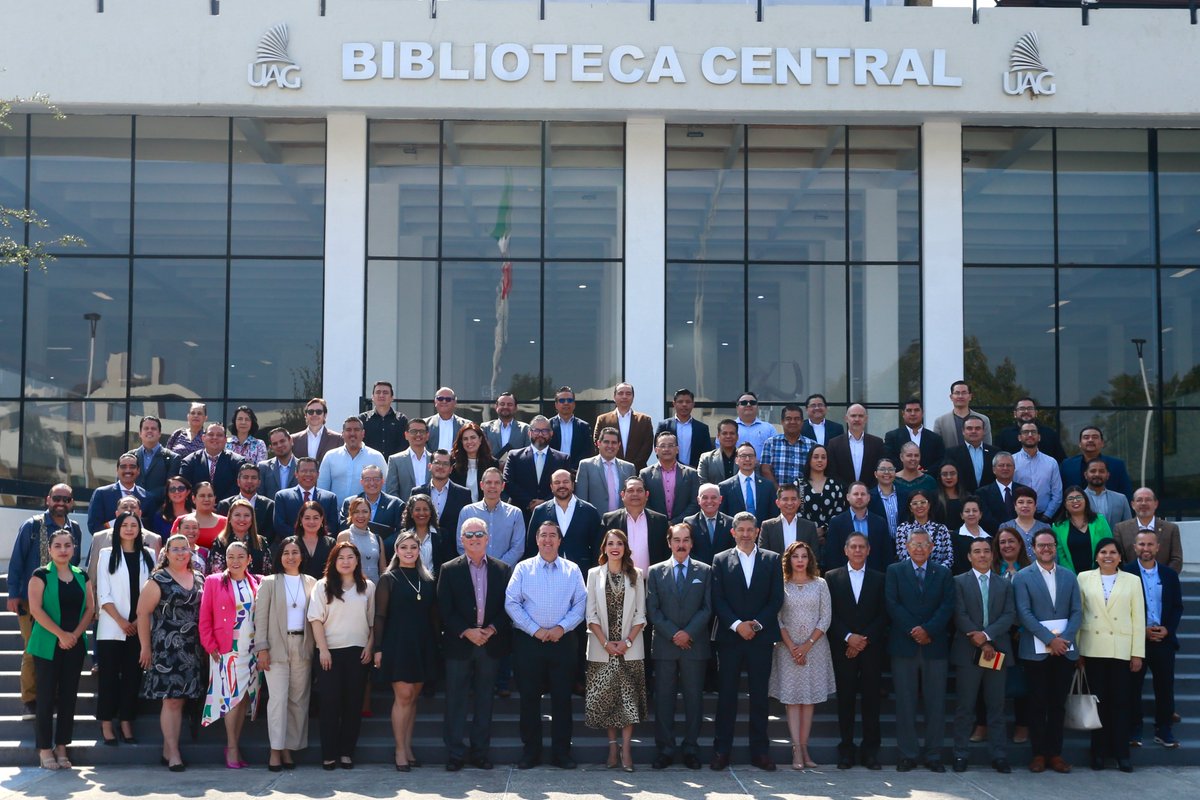Desarrollar el talento no solo abre oportunidades para miles de jóvenes, también fortalece las bases de una economía sólida y sostenible, por eso reconozco la importantísima labor de la Comisión Estatal de Planeación y Coordinación del Sistema de Educación Media Superior de