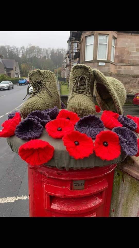 JacquelineCabl9's tweet photo. #ArmisticeDay
Lots of chaplains and army vicars copped it to.
So here's to God's soldiers.
And remember
@GBNEWS
@GBNewsSpin
To quote dad's army:
THEY DON'T LIKE IT UP EM!
#Fascism
#FarageRiots
#PeaceInUnity https://t.co/qwPsNnWwn7