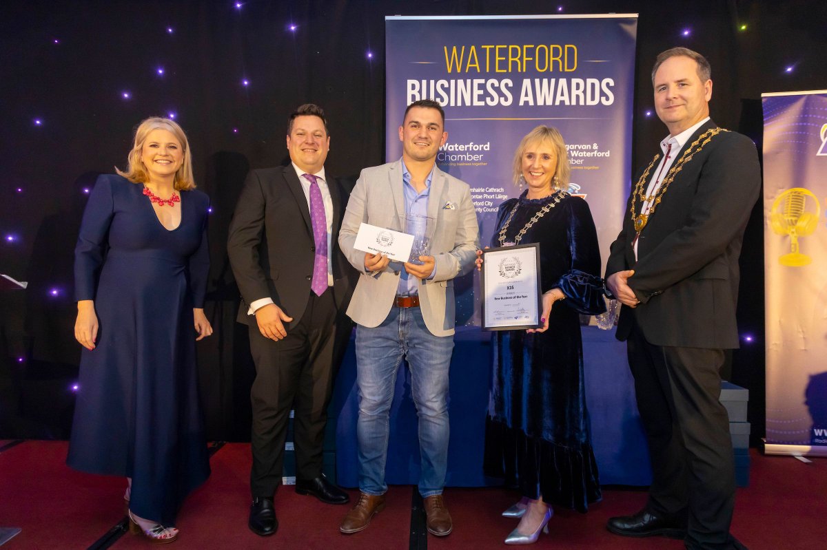 Dungarvan Chamber (@dvanchamber) on Twitter photo X35 Wins New Business of the Year Award at the Waterford Business Awards 2024
Gareth Evans, <a href="/LEOWaterford/">LEO Waterford</a>, presenting Steve McMahon, X35 with the New Business of the Year Award. #WBA2024 x35.ie <a href="/WaterfordCC/">Waterford Chamber</a> <a href="/WaterfordCounci/">Waterford City & County Council</a> <a href="/WLRFM/">WLR</a> X35 Wins New Business of the Year Award at the Waterford Business Awards 2024
Gareth Evans, <a href="/LEOWaterford/">LEO Waterford</a>, presenting Steve McMahon, X35 with the New Business of the Year Award. #WBA2024 x35.ie <a href="/WaterfordCC/">Waterford Chamber</a> <a href="/WaterfordCounci/">Waterford City & County Council</a> <a href="/WLRFM/">WLR</a>