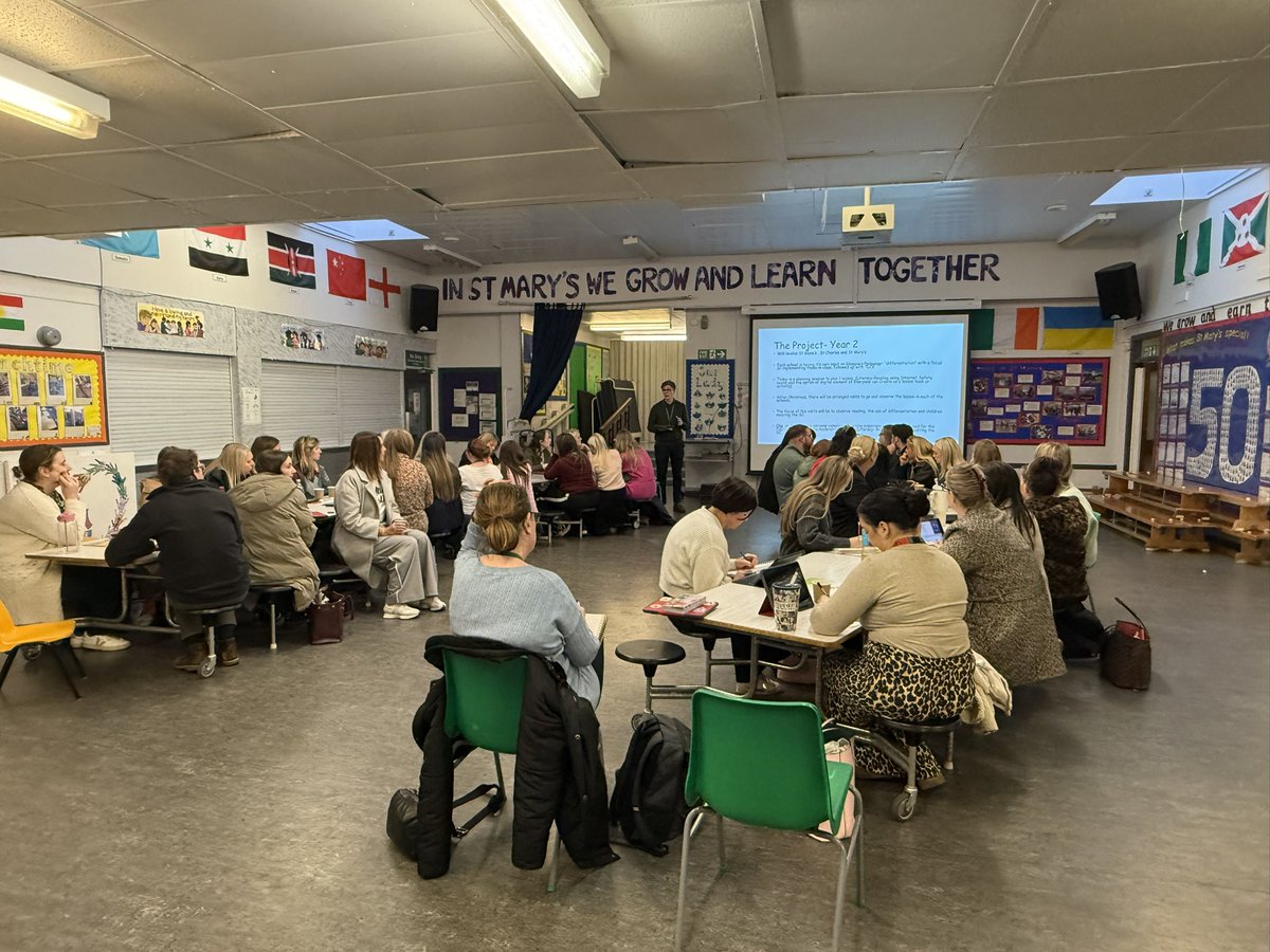 StCharlesGla's tweet photo. We had a very successful first #CollaborativeLearningCommunity session with @JPALearning_C this evening planning for our #Moderation exercise. Teachers planned their #Reading activities around some #InternetSafety texts. We look forward to the #ClassVisits before February’s in-service day. @StBlanesGCC @stmarysmaryhill @LangaStNursery @ParkMaryhill @johnpaulacademy @EdISGlasgow