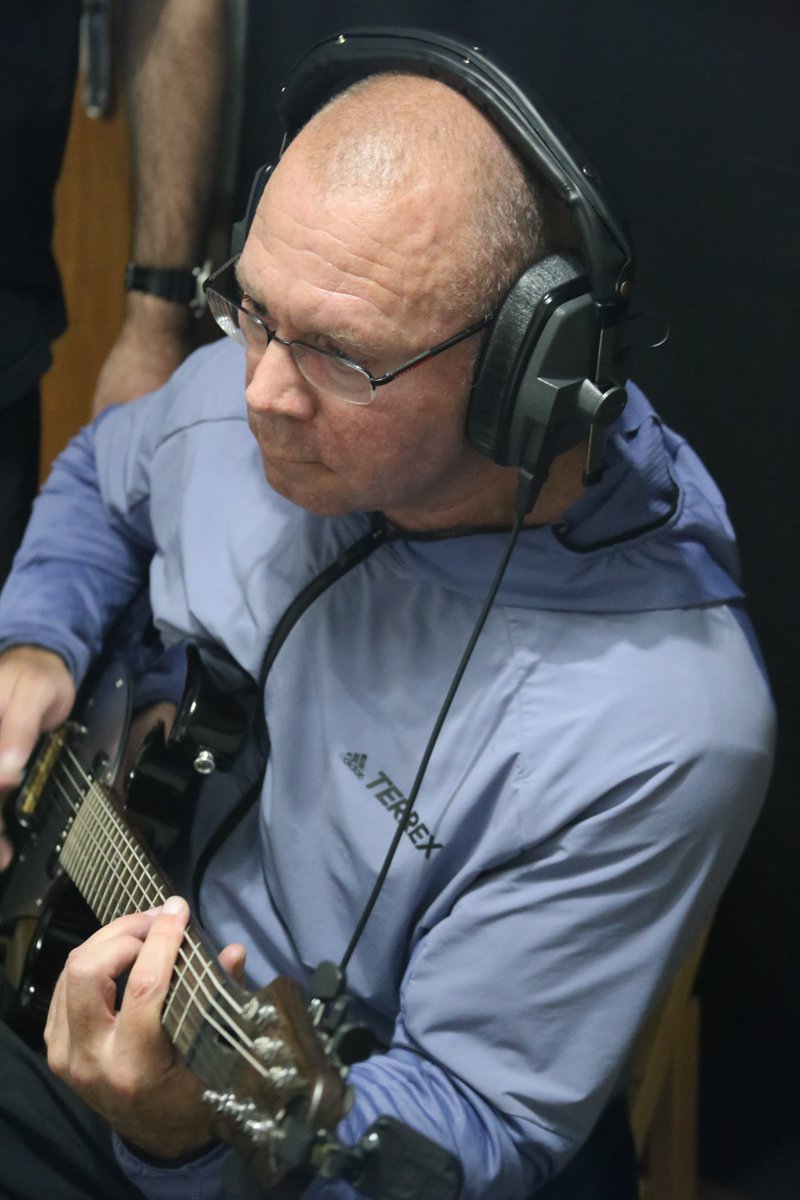 BluesmanMikeF's tweet photo. Seriously honoured to have been writer of #WorldAtOne anthem for #Birmingham Pub Bombings 50th Anniversary on 21st November. Worked with an amazing new band JFT 21 in #Liverpool studio last week & video & release out soon
#KeepinItReal on #Blueshour #JFT21
#worcestershirehour https://t.co/j99XnogRDO