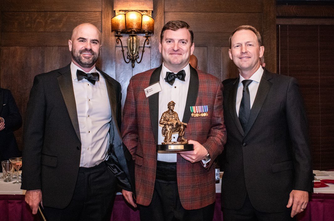 Today, WashU Olin honors our brave veteran alumni who have served our country with distinction. Your leadership, resilience, and dedication continue to inspire us.

Learn more about the impact of our veteran students and alumni: bit.ly/3Ay7Mwv

#WashUOlin #VeteransDay