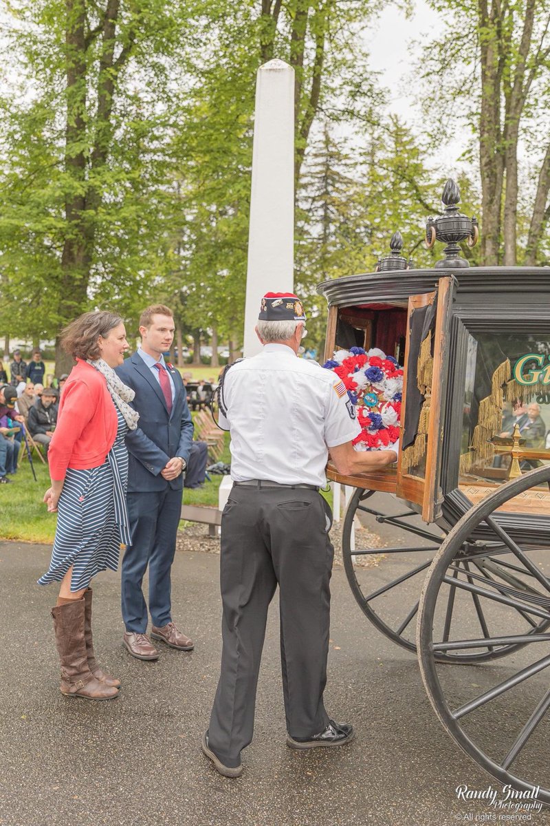 Simon Sefzik tweet media