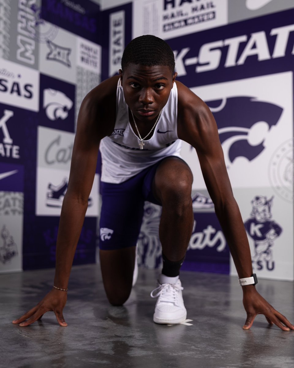 HEATH_WRLD's tweet image. #firstofficialvist #notcommitted