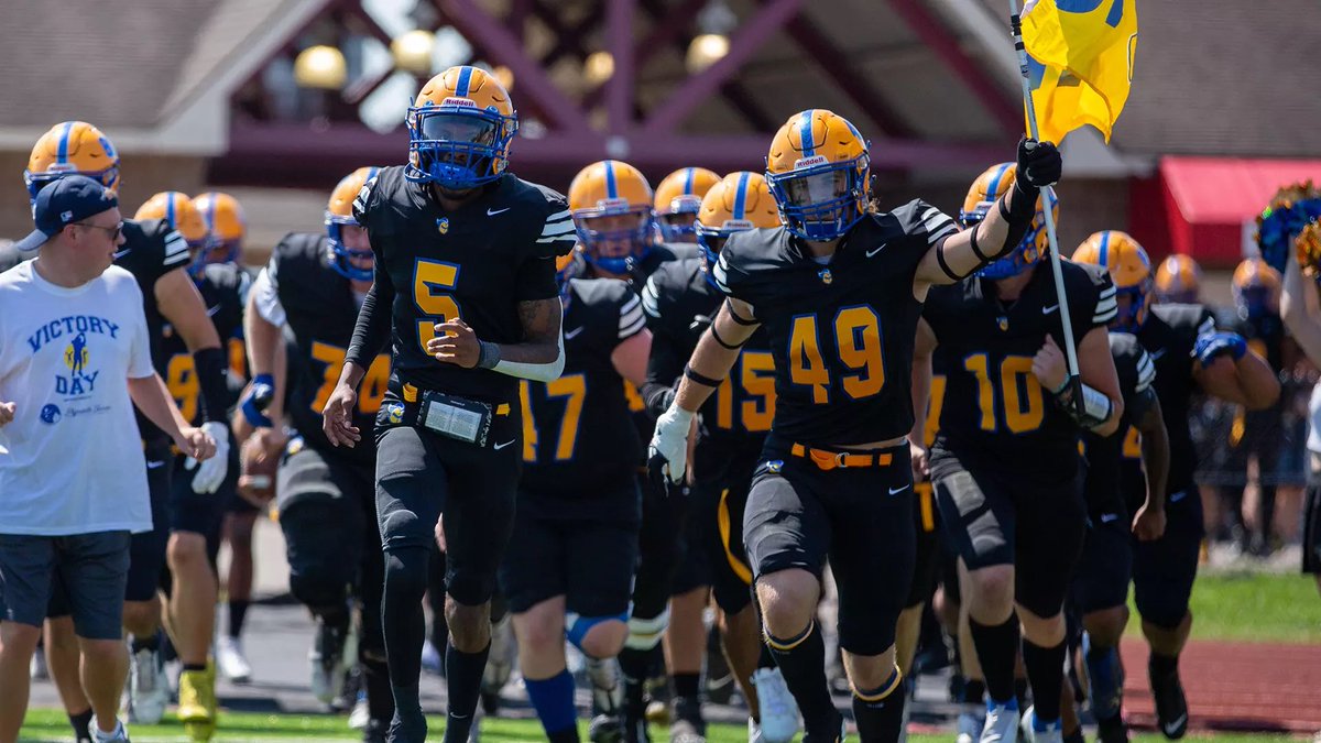 #AGTG After a conversation with @BubbaKipp I am blessed to receive an offer from Madonna University! <a href="/MUCrusadersFB/">Madonna Football</a> @CoachAbelDHS <a href="/DundalkFootball/">Dundalk Football</a>