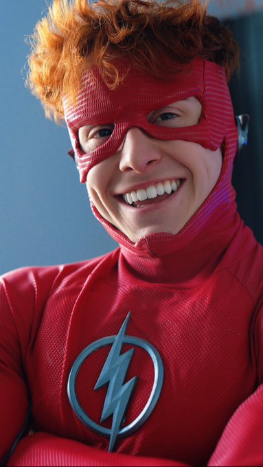 Wally West The Flash Cosplay ⚡️ https://t.co/HfKpYxlcoJ