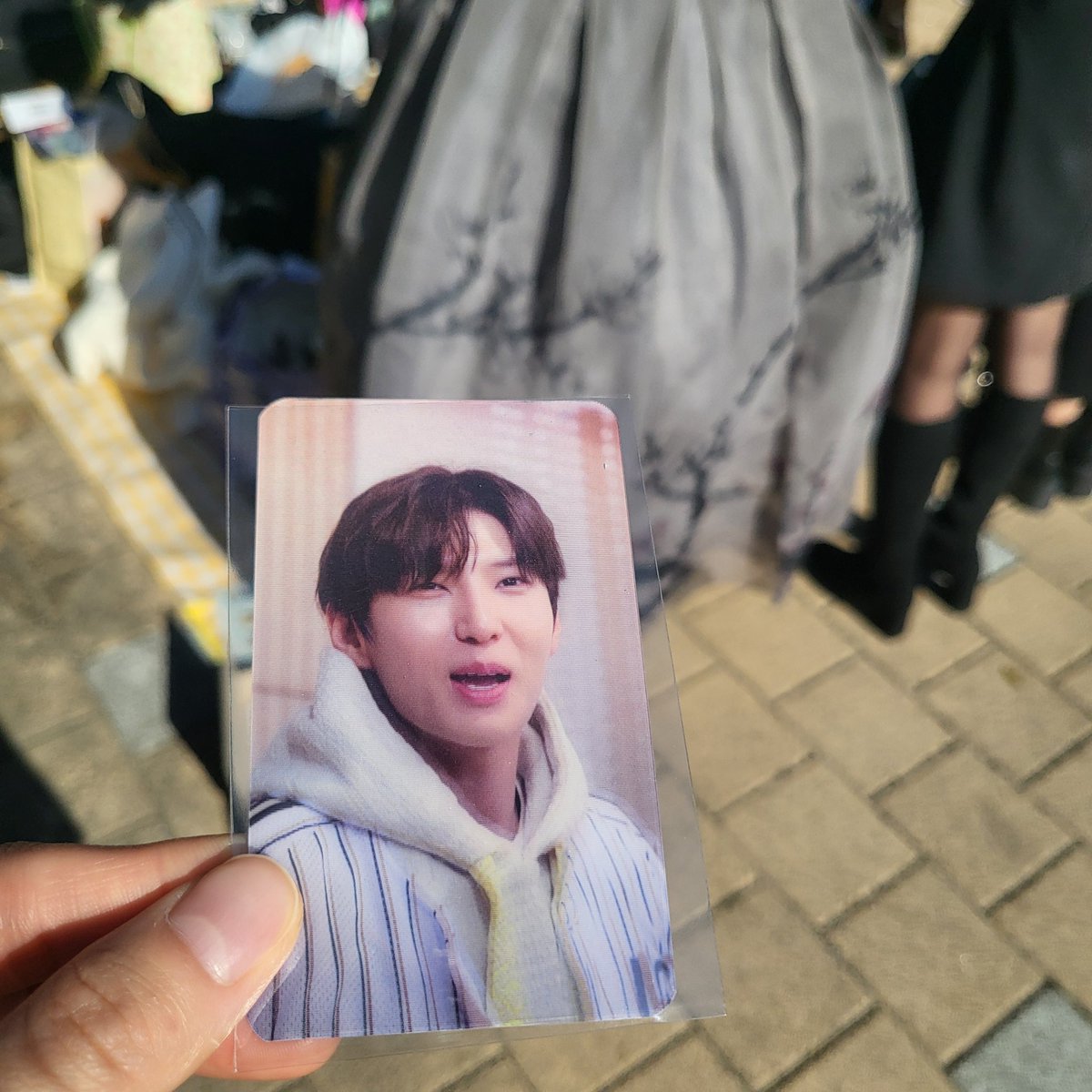 twye9098's tweet photo. 이틀 요양 후 올리는 나눔 감사 후기
냥운이가 더 뽀짝해지고 책을 읽을 때마다 홀리해요😍🥰 아침마다 랜티큘러로 대빵뮤즈 웃는 것도 보니까 출근도 거뜬합니다. 금손뮤즈들 최고세요👍👍
@pontami4001 @kar325 https://t.co/iGLw8OUu5s