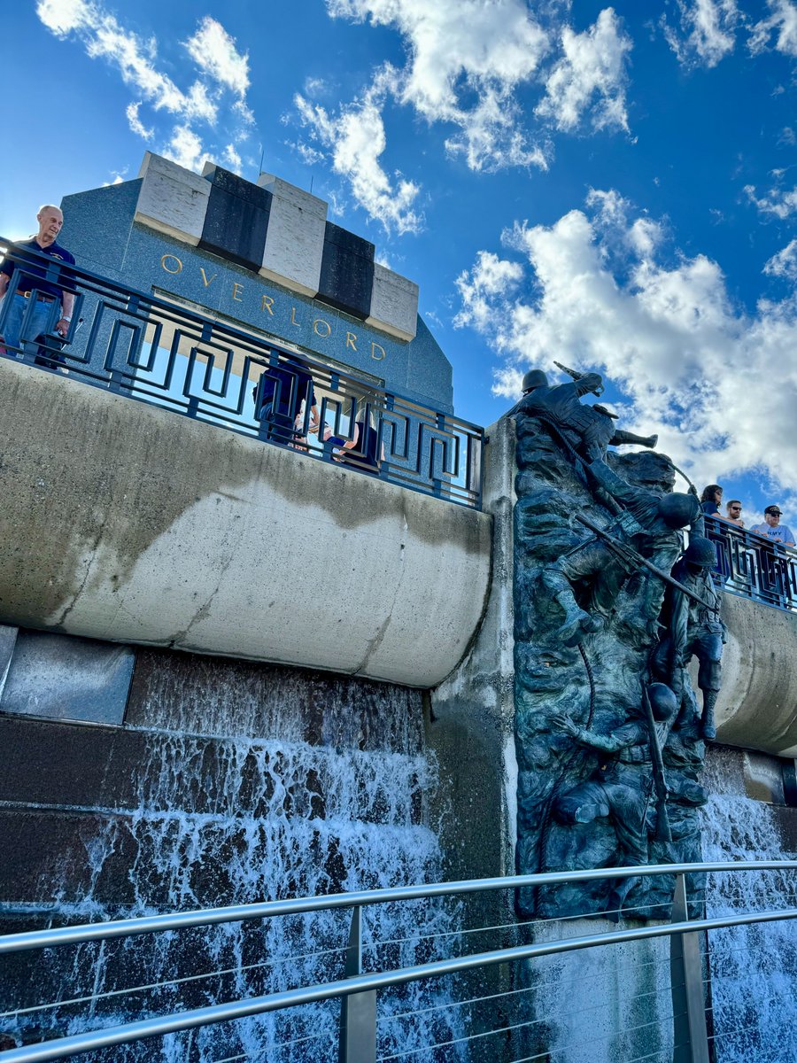 Honoring all who have served. 🛩

We were proud to attend and sponsor the annual Veterans Day observance at the <a href="/DDayMemorial/">National D-Day Memorial</a> in Bedford, VA.
 
To our more than 170 Framatome veterans, to all U.S. veterans, and to those actively serving—thank you for your service.