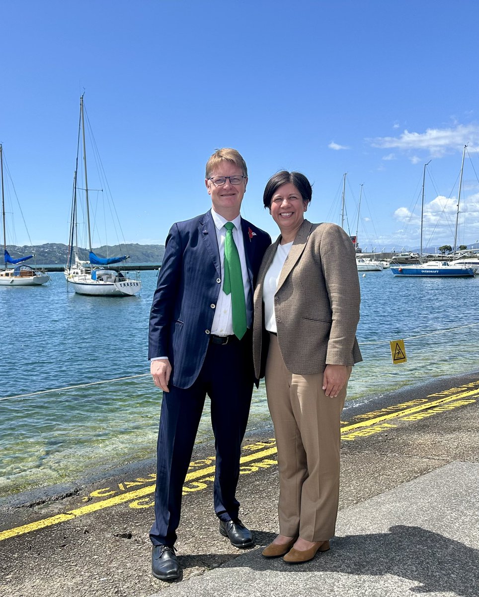 DKambAUS's tweet photo. Our excellent EU Ambassador to New Zealand Lawrence Meredith updated me on the Free Trade Agreement between the 🇪🇺 &amp; 🇳🇿, which entered into force May 2024, &amp; we discussed the investment opportunities and interests of Danish companies in New Zealand🇩🇰🇳🇿

#NewZealand #workingforDK https://t.co/SVutcUc6dI