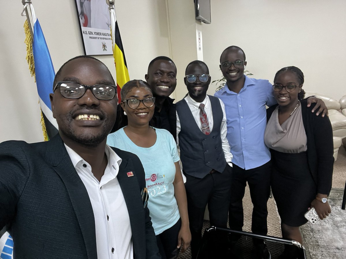 Rotaract_Africa's tweet photo. OFFICIAL ARRIVAL

Rotaract Africa MDIO Immediate Past President, @Celebrityconst1 touches down in Uganda.

President @_Mukasa, DRR @JB_Ssengooba, and DRR @SimeoSsebukulu had the honor of receiving her at 22:15hrs via the VIP Lounge.

Warm welcome to Uganda!

#RAS24UG https://t.co/HwD0YhaIjk