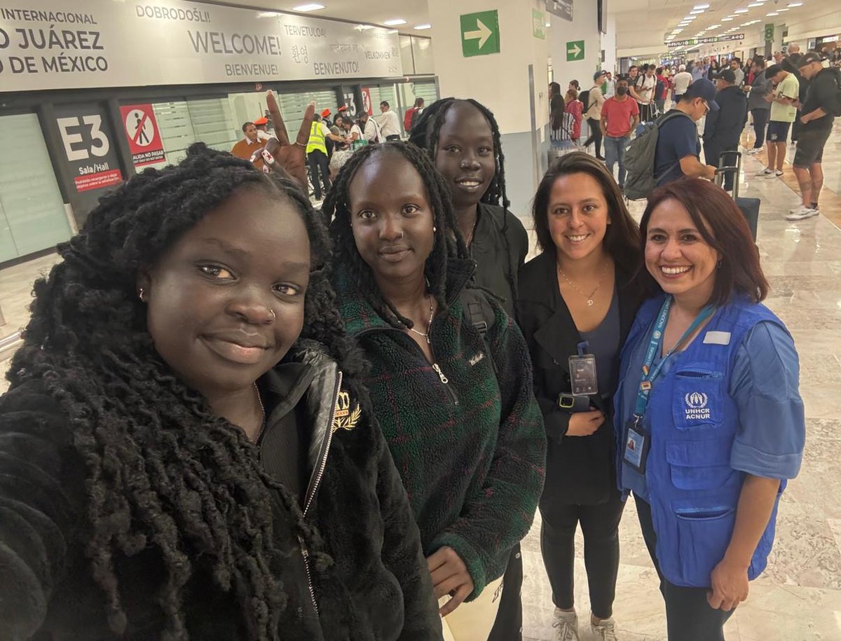 ACNUR México (@acnurmexico) on Twitter photo Tres mujeres estudiantes jóvenes refugiadas de #SurSudán llegaron a México con el fin de acceder a estudios superiores mediante la beca de #ProyectoHabesha, en colaboración con <a href="/SRE_mx/">Relaciones Exteriores</a>, <a href="/comar_sg/">Comisión Mexicana de Ayuda a Refugiados</a>, <a href="/USCRI_lac/">USCRI Latinoamérica y el Caribe</a> y <a href="/ACNURMexico/">ACNUR México</a>. Tres mujeres estudiantes jóvenes refugiadas de #SurSudán llegaron a México con el fin de acceder a estudios superiores mediante la beca de #ProyectoHabesha, en colaboración con <a href="/SRE_mx/">Relaciones Exteriores</a>, <a href="/comar_sg/">Comisión Mexicana de Ayuda a Refugiados</a>, <a href="/USCRI_lac/">USCRI Latinoamérica y el Caribe</a> y <a href="/ACNURMexico/">ACNUR México</a>.