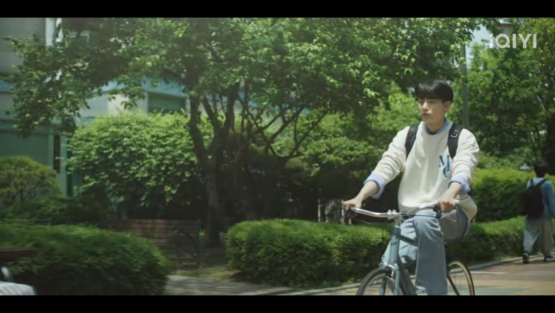 boozeandbl's tweet image. A #BoozeandBL Drinking Game for #BlueMing:

Take a drink 🥃 every time Cha Si-won is sulking on his bicycle 🚲!