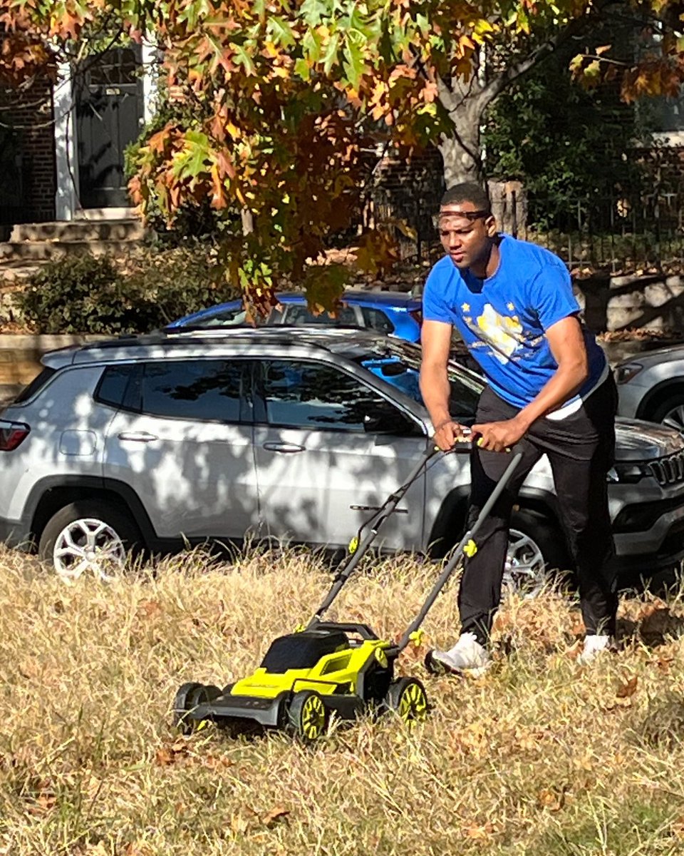 Ashley Schapitl tweet media