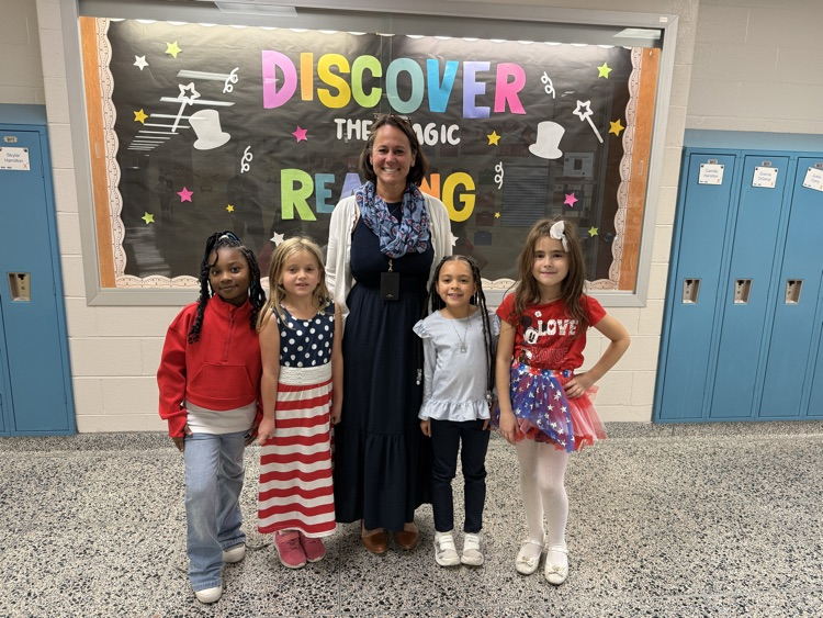 THANK YOU to all veterans who have served our country and to those who are currently serving❤️🤍💙🇺🇸#BelongGrowSucceed <a href="/AACountySchools/">AACPS</a>