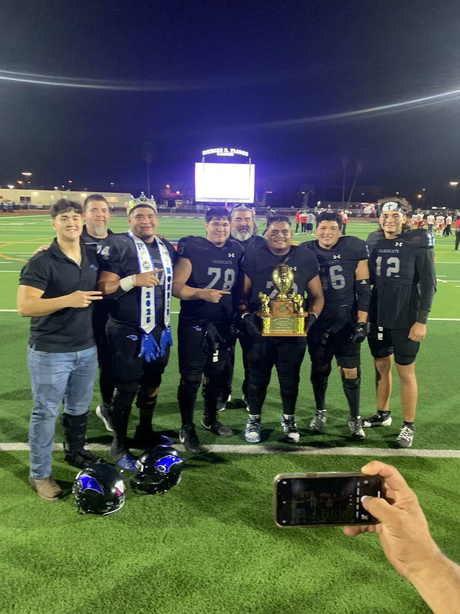 Gold Ball chasin’ 🏆 AGTG✝️ 
10-0 District Champs
#godsplan #Sabercatpride