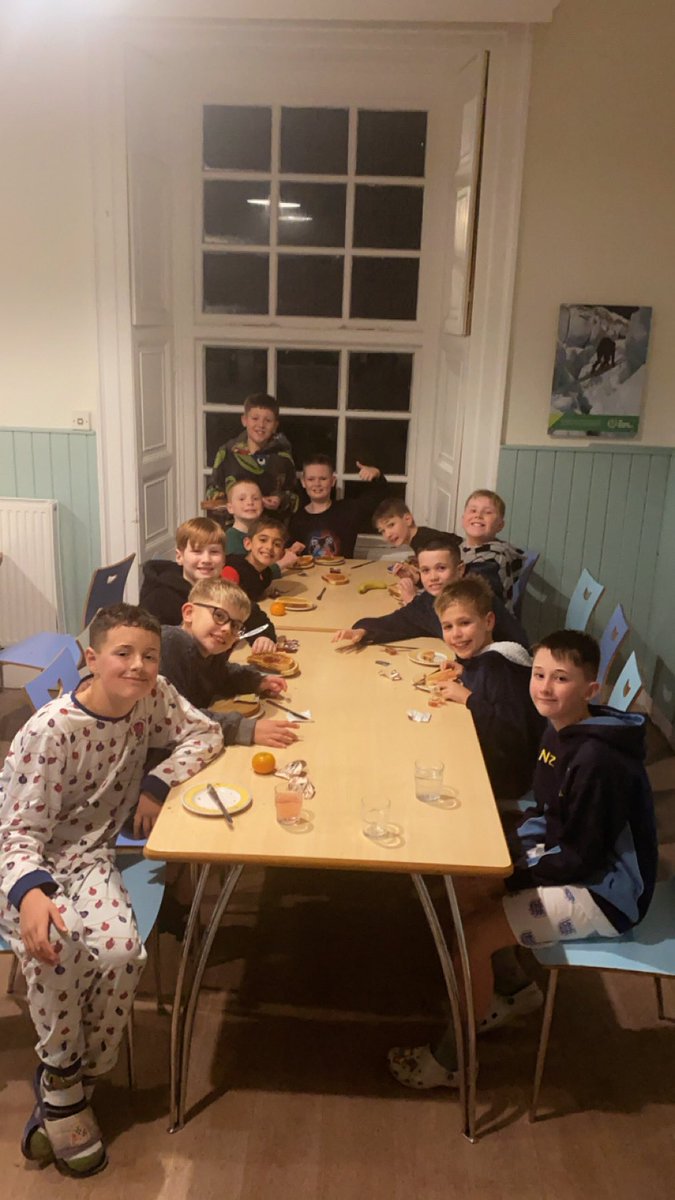 NPSHowtown's tweet photo. #teambackshall the boys have had a very wet and very cold fabulous first day 🌟 Proud 💪🏼 https://t.co/xcBz8A5xqq